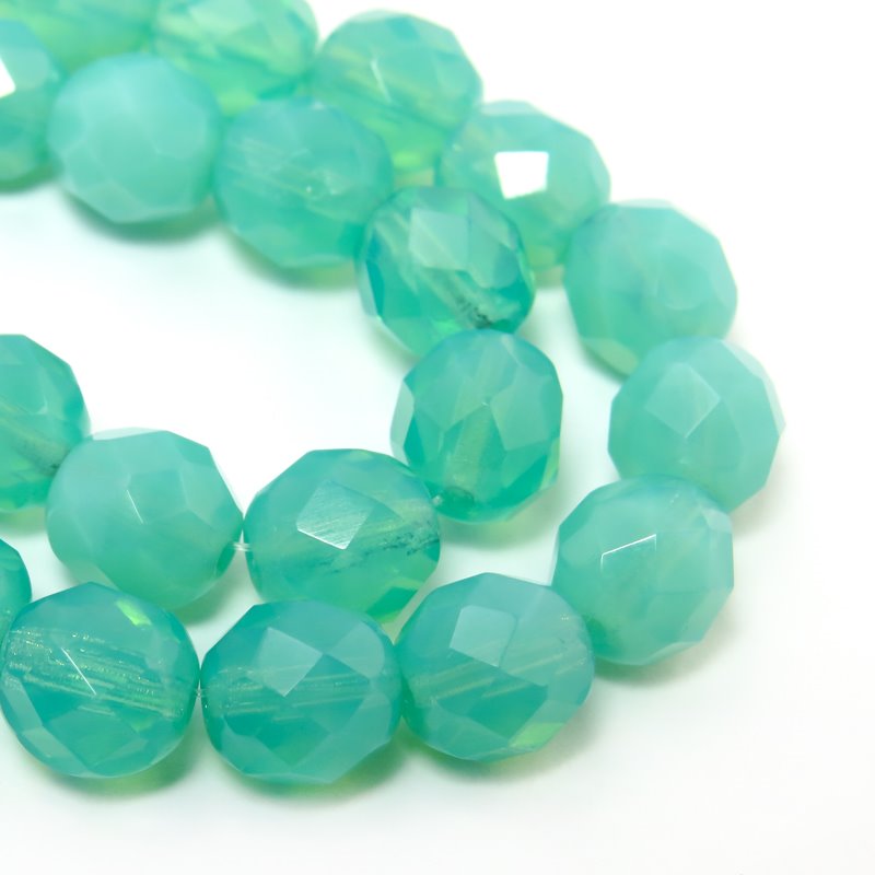 Fire Polish Faceted Round - 8mm - Jade Opal (strand)
