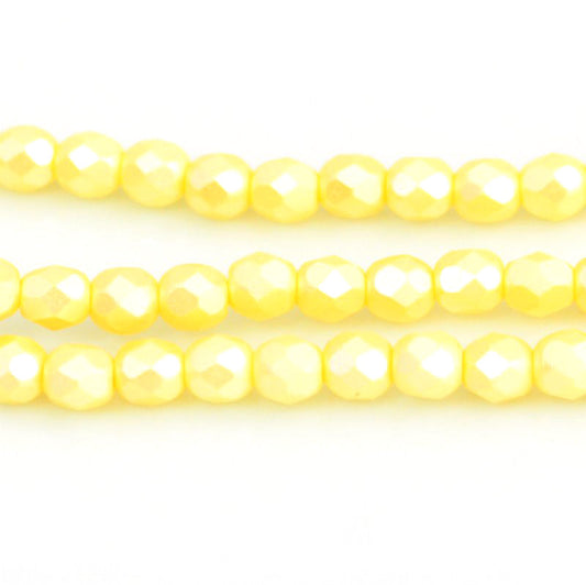 Fire Polish Faceted Round - 4mm - Pearl Pastel Cream (strand 45)