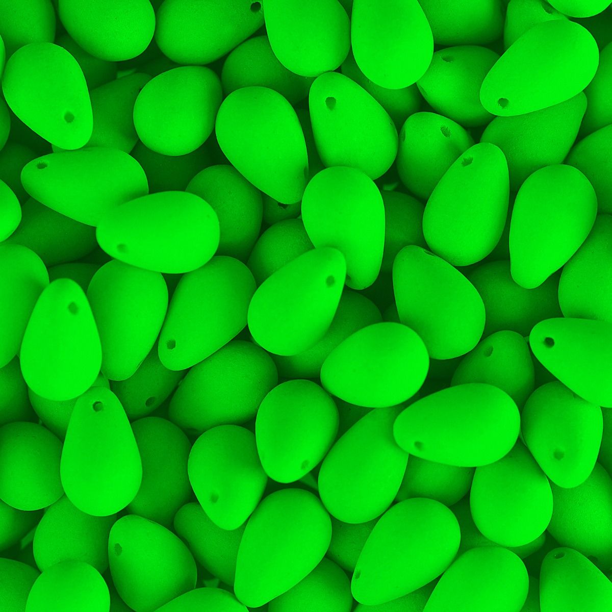 Velvet Beads Drop - 6x9mm - Velvet Neon Green (38pcs)
