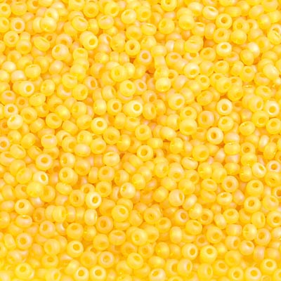 Czech - 10/0 Seed Beads - Transparent Lemon Yellow AB Matte (500g)