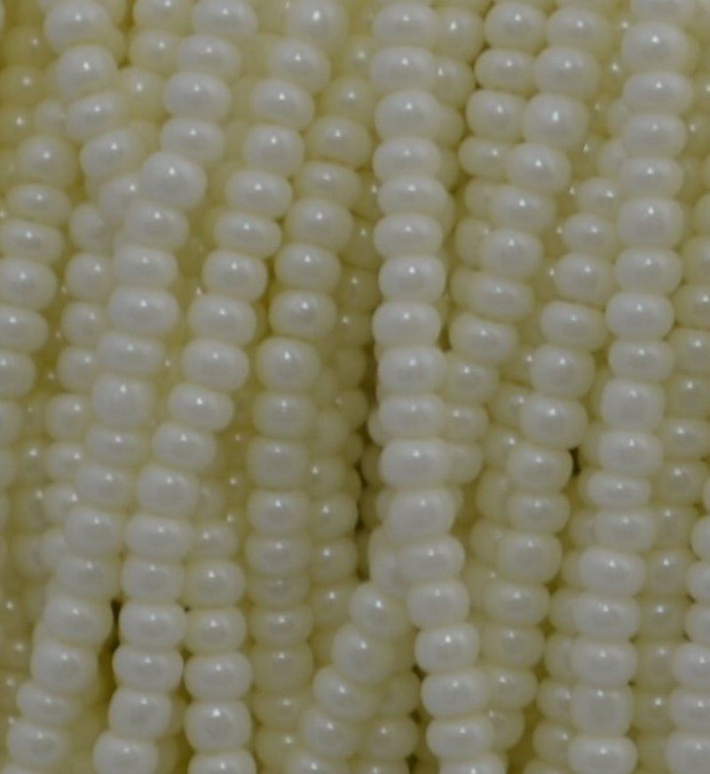 Czech Seed Beads - 11/0 - Opaque Cream (hank)
