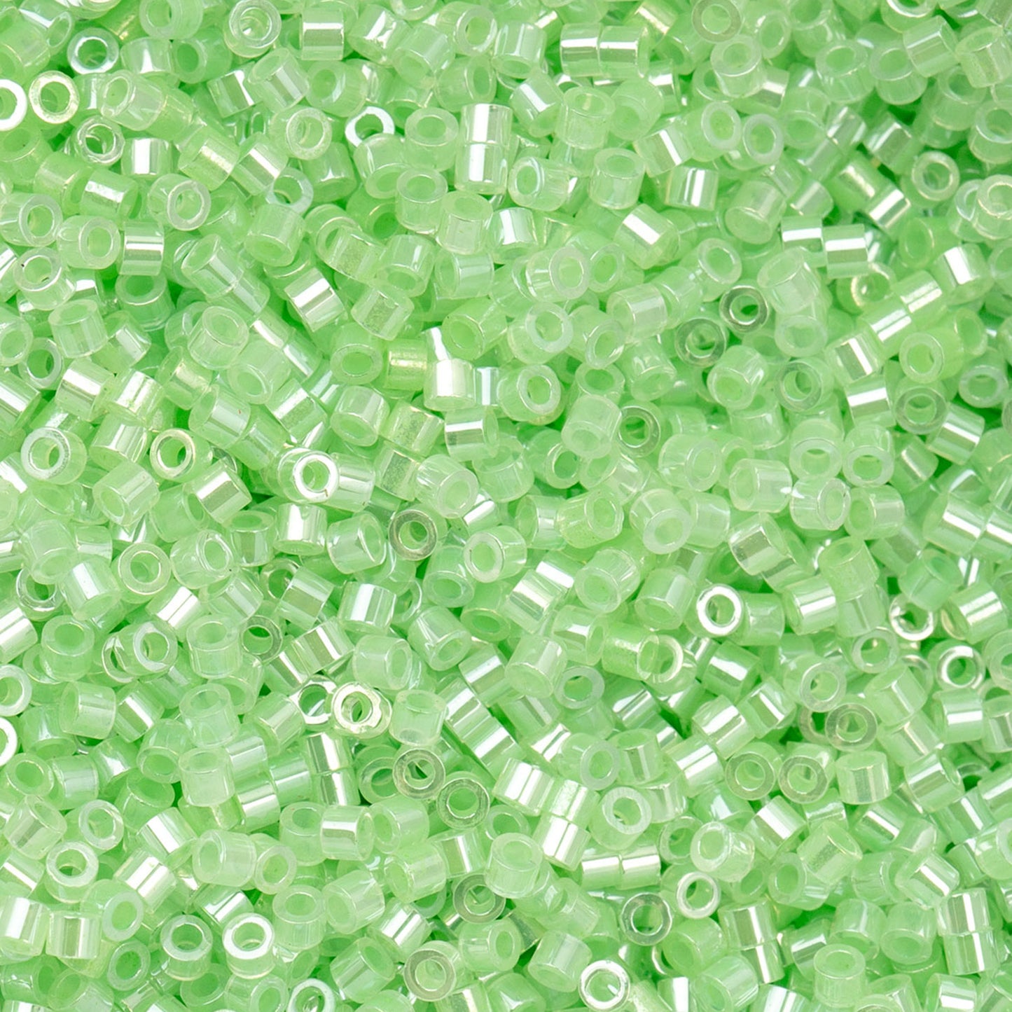 Cylin Bead - 11/0 - Light Crystal Green Ceylon (25g)