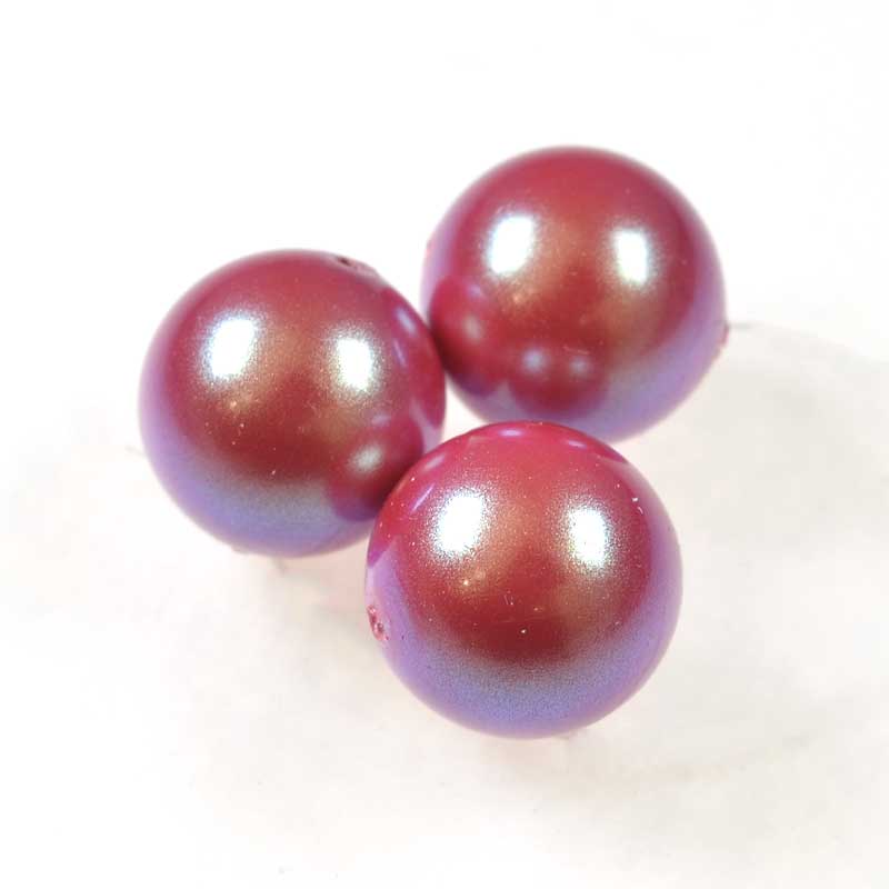 Preciosa (tm) Pearl - 12mm - Round - Pearlescent Red