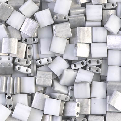 Miyuki -  Tila - Matte White Labrador (5g)