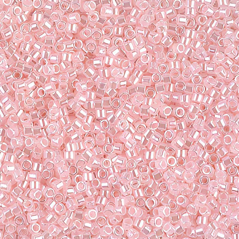 Delica 11/0 Beads - db0234 - Lined Crystal/Pale Salmon 5.2g
