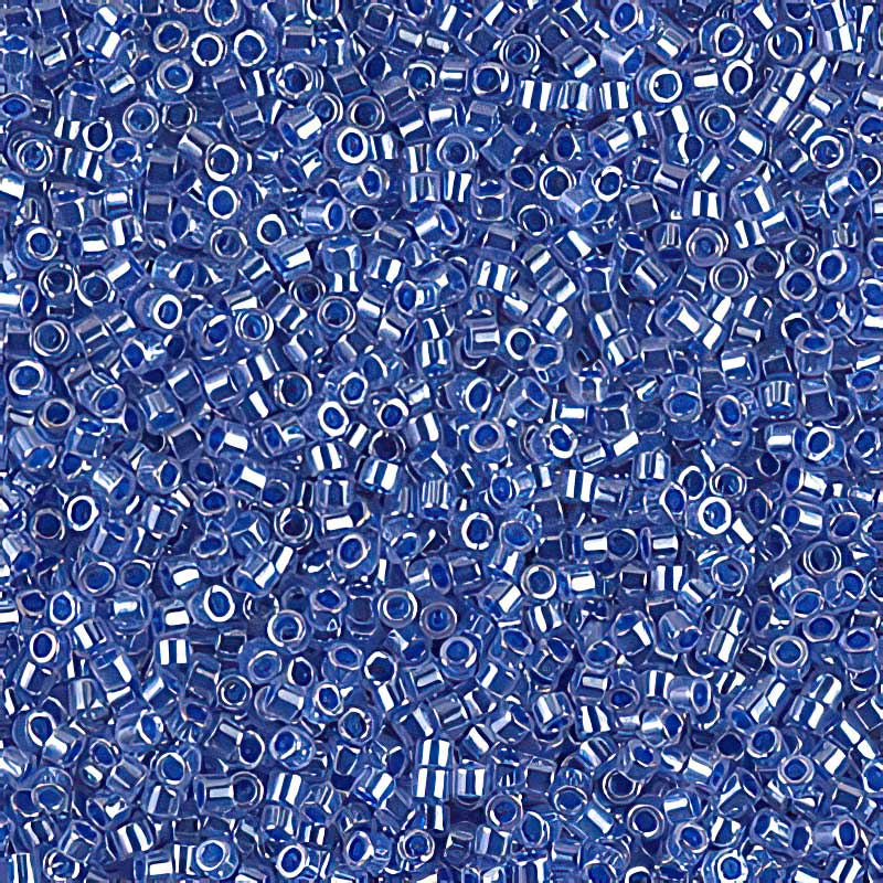 Delica Beads 11/0 - db0243b - Lined Crystal/Medium Blue Lustre 50g