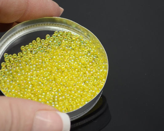 Miyuki Seed Beads 11/0 - mb11-0252 - Transparent Yellow AB 22g