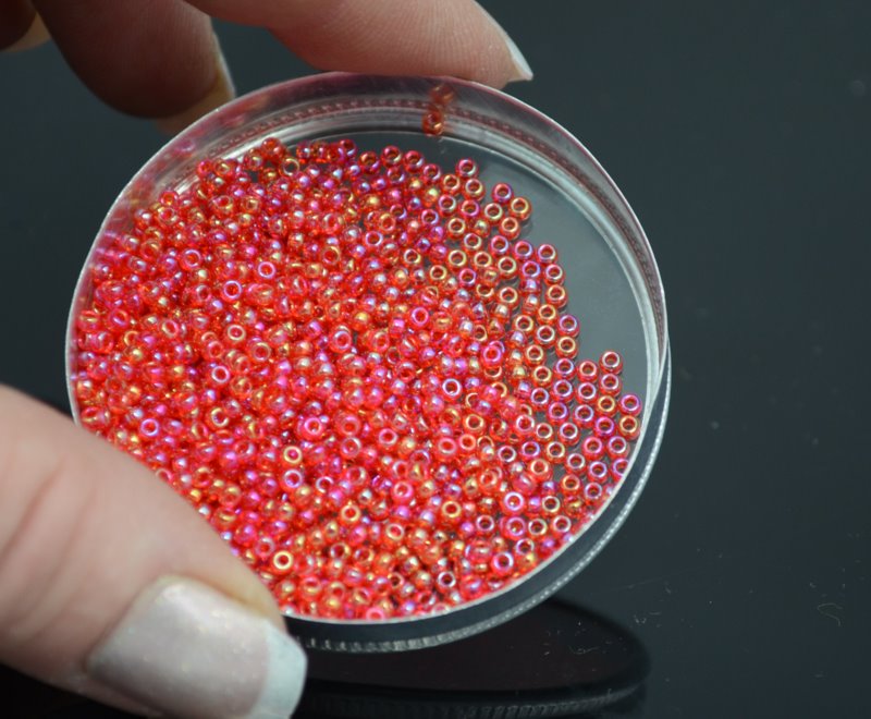 Miyuki Seed Beads 11/0 - mb11-0254 - Transparent Siam Ruby Rainbow 22g