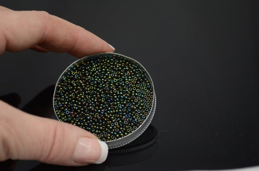 Miyuki Seed Beads 11/0 - mb11-0453 - Metallic Forest Green Iris 22g