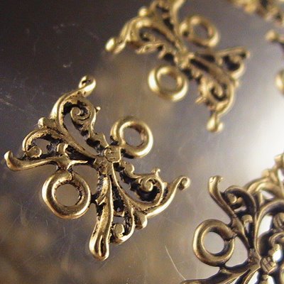 Metal Link - Butterfully - Antiqued Brass