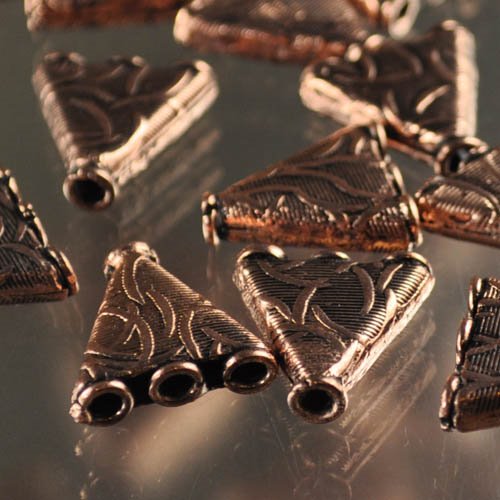 Separator/Connector - 1:3 Viney Hollow Triangle Connector - Antiqued Copper