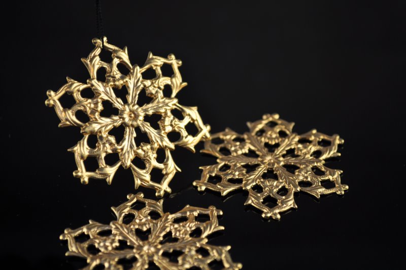 Findings - Stamped - Snowstar - Brass