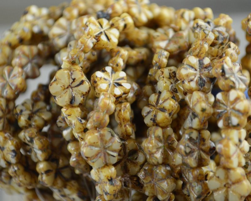 Glass Bead May Flowers - 10mm - Toasted Almond (15)