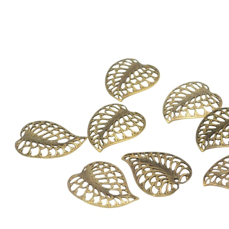 19mm Curvd Filigree Leaf Nat Brass Each