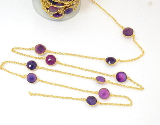 Gemstone Chain - Mounted Faceted Stone - Berry Chalcedony / Gold Plated (foot)