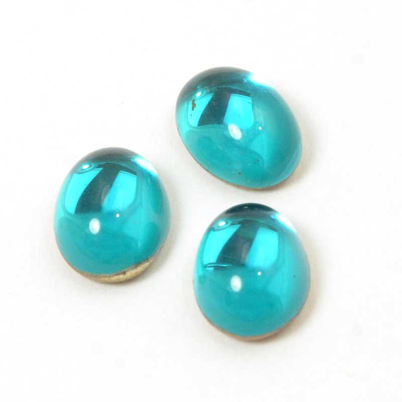 Glass Cabochon - 6x8mm - Oval - Blue Zircon Reflex