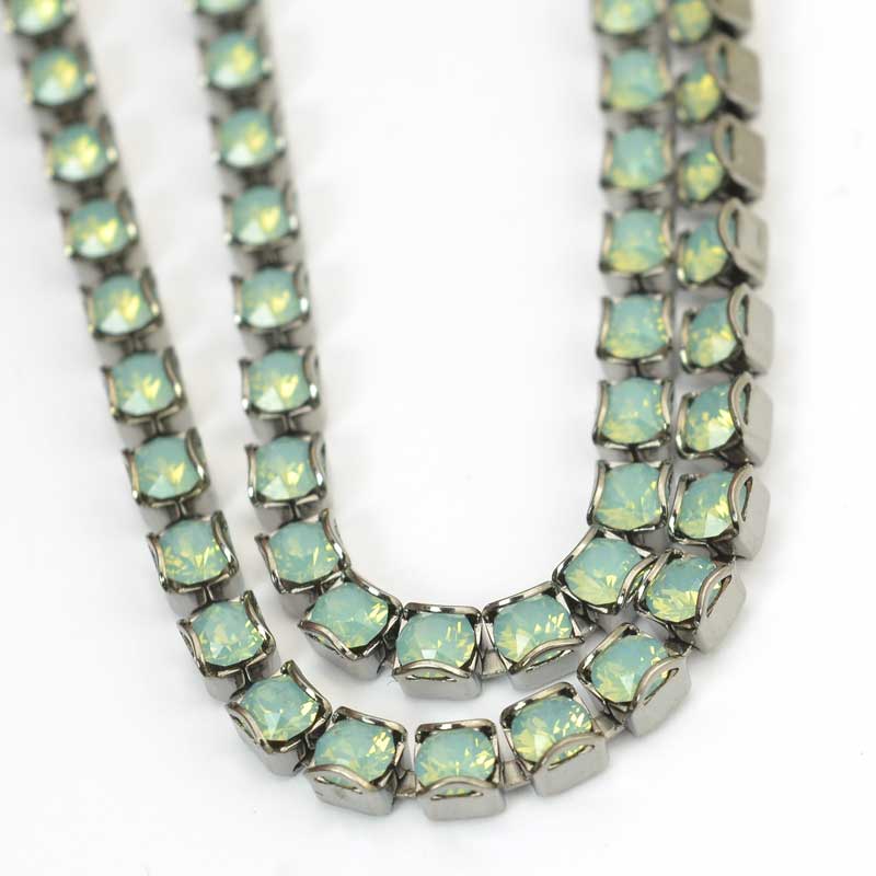 Rhinestone Chain - pp24 (3mm) Round Prong Cup Chain - Chrysolite Opal - Antique