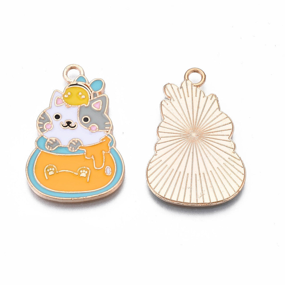 Cat Finds Honey Charm Orange 5