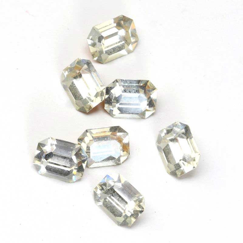 Swarovski Vintage Rhinestones Rectangle Chaton (Article 4600) - 6.5x8mm - Crysta