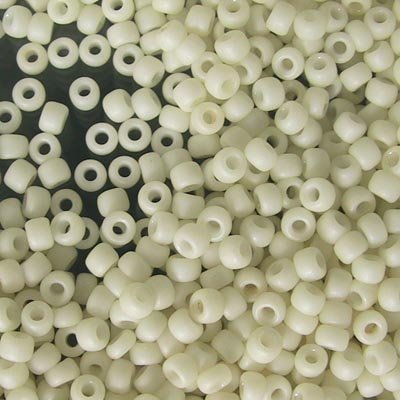 Toho Seed Beads - 11/0 - Matt Opaque Vanilla