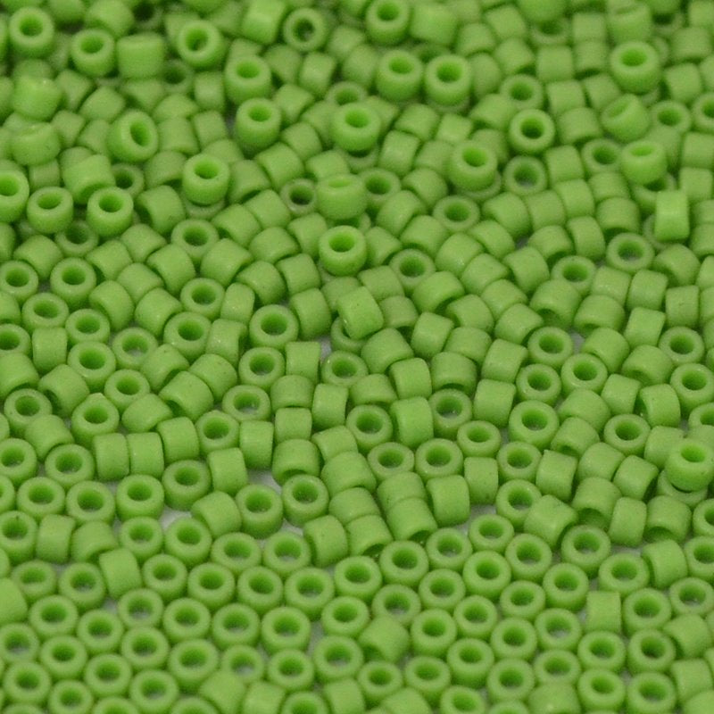 Toho Seed Beads - 15/0 - Semi Glazed Saguaro