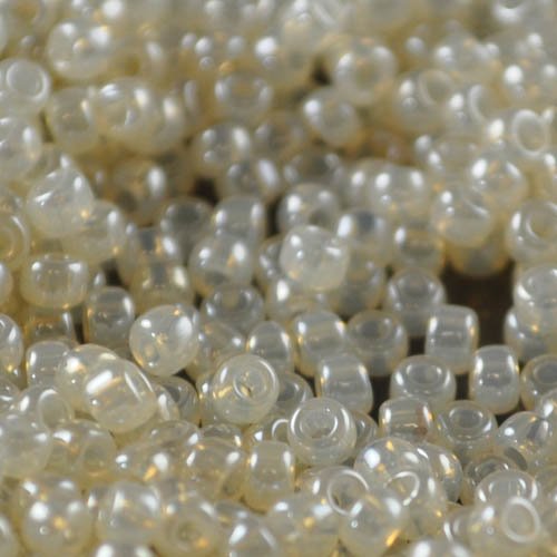 Toho Seed Beads - 8/0 - Ceylon Opalescent Cream