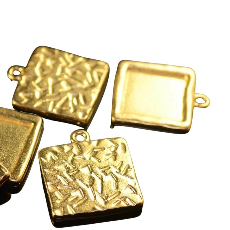 Pendant - Square Abstract Frame - Bright Gold