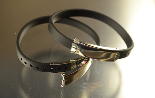 Findings -  Rubber Bracelet - Black / Shiny