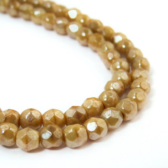 Fire Polish Faceted Round - 4mm - Ivory Lustre (strand)
