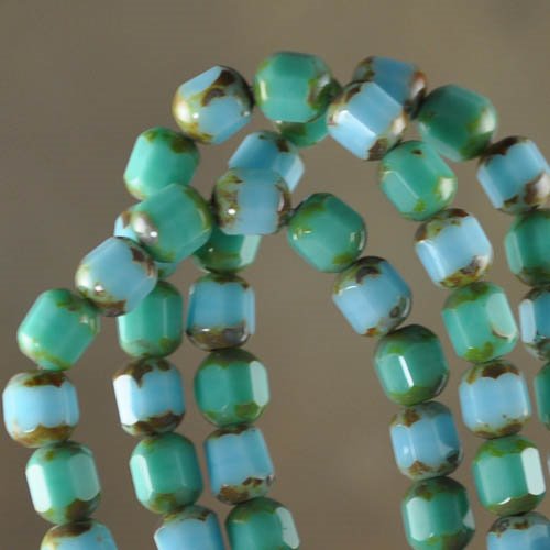 Fire Polish - 5x6.5mm - Cathedral Cut - Compare and Contrast (Strand 30)