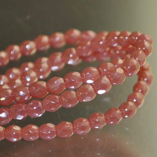 Fire Polish Faceted Round - 4mm - Salmon Lustre (strand)