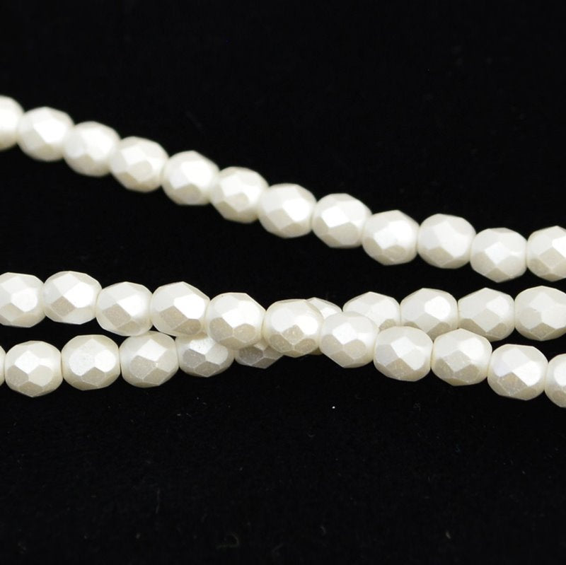 Fire Polish Faceted Round - 4mm - Pearl Pastel Pearl White (strand 45)
