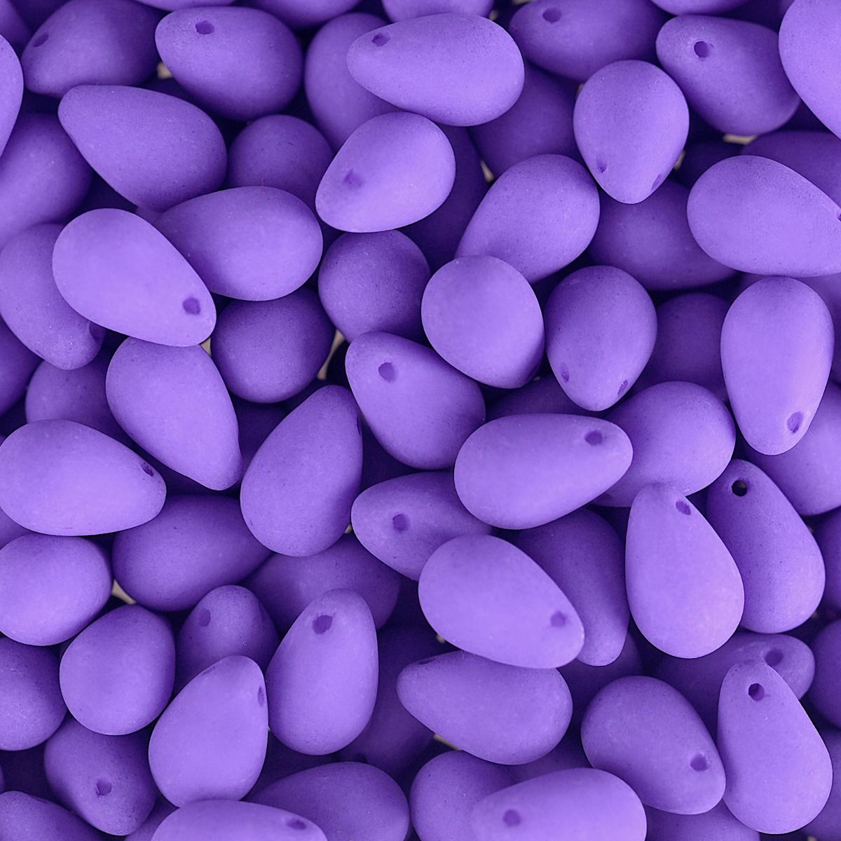 Velvet Beads Drop - 6x9mm - Velvet Soft Violet (38pcs)