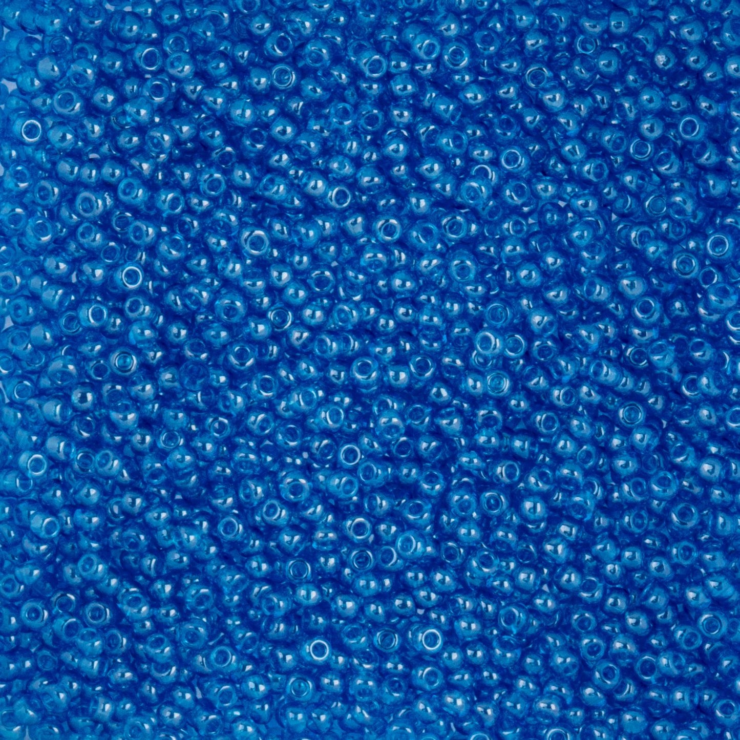 Czech Seed Beads - 10/0 - Transparent Medium Aqua Luster (22g)