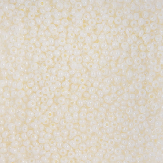 Czech Seed Beads - 10/0 - Opaque Cream (22g)