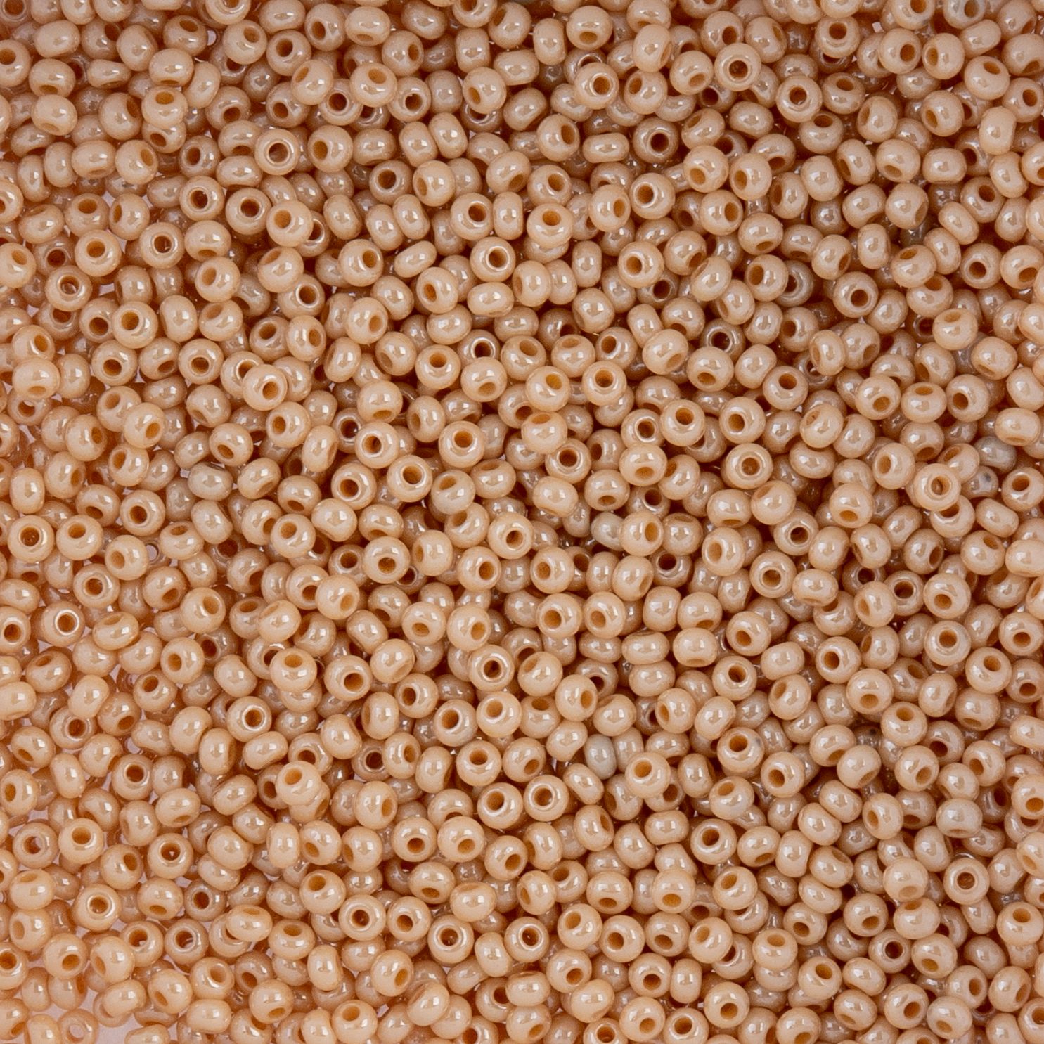 Czech Seed Beads - 10/0 - Ivory Luster (22g)