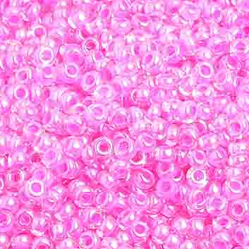 Czech - 10/0 Seed Beads - Color Lined Rose (500g Strung)