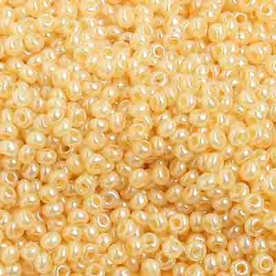 Czech - 10/0 Seed Beads - Opaque Pearl Ivory (500g)