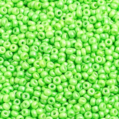 Czech - 10/0 Seed Beads - Shiny Green (500g)