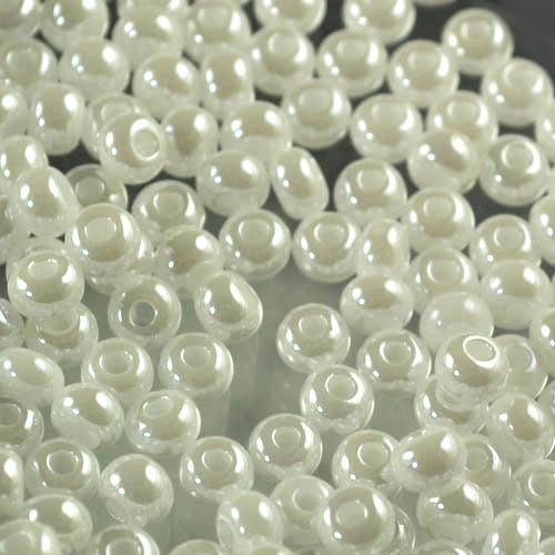 Czech Seed Beads - 6/0 - Opaque Lustre Snow White (500g)