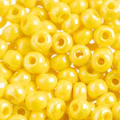 Czech - 32/0 Seed bead - Opaque Yellow Rainbow (250g)