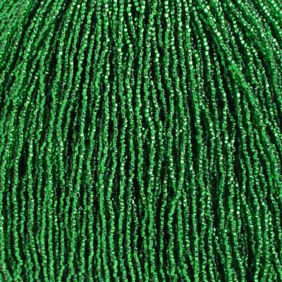 Czech - 11/0 Seed bead - Silver Lined Medium Green square hole (500g Strung)