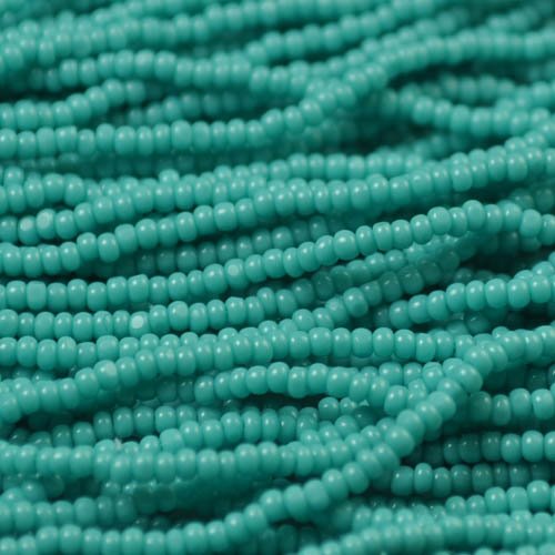 Czech Cut Seedbeads - 13/0 - Opaque Turquoise (hank)