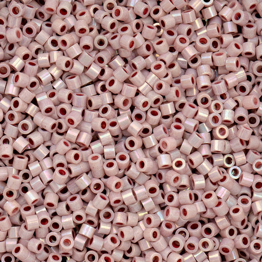 Cylin Bead - 11/0 - Light Lilac AB (25g)