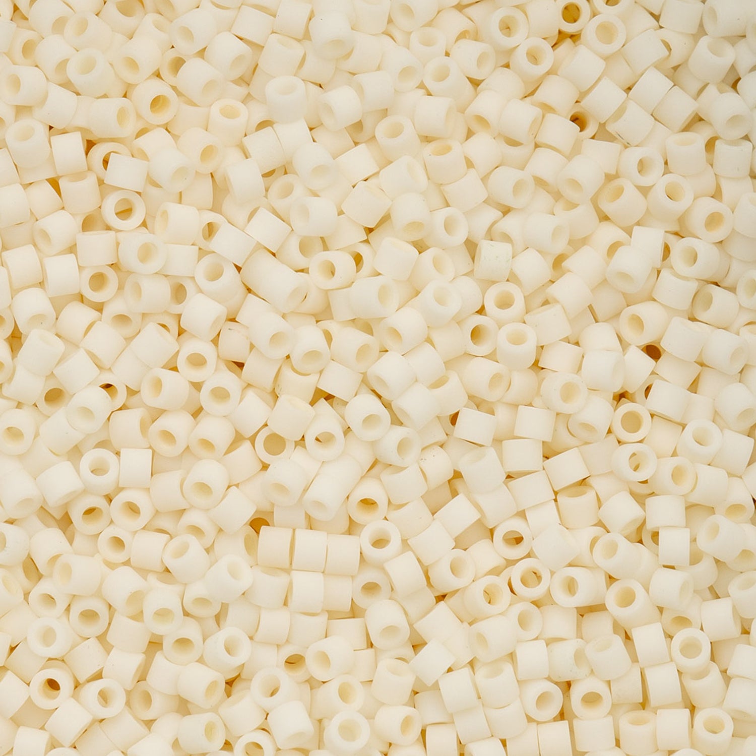 Cylin Bead - 11/0 - Cream Matte Glazed Luster (25g)