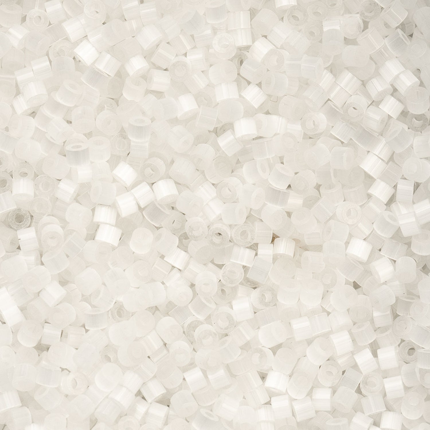 Cylin Bead - 11/0 - Crystal Silk Satin (25g)