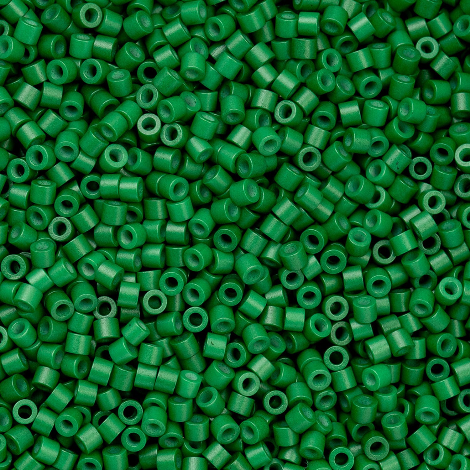 Cylin Bead - 11/0 - Opaque Jade Green (25g)