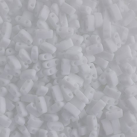 Miyuki -  Half Tila - Matte Opaque Chalk White (5g)