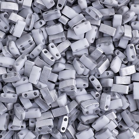 Miyuki -  Half Tila - Matte Labrador (5g)