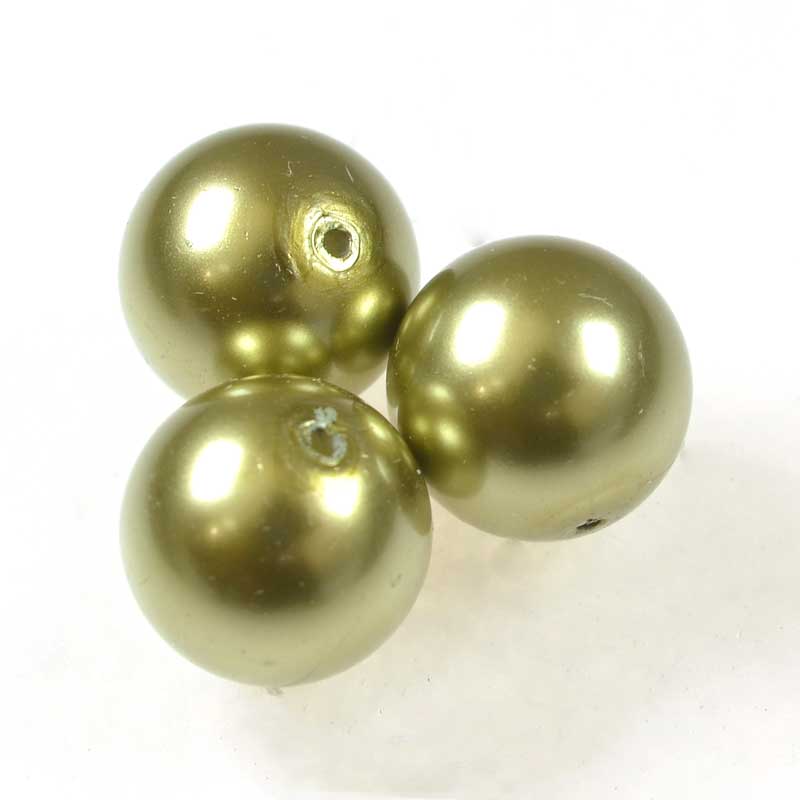 Preciosa (tm) Pearl - 4mm - Round - Light Green